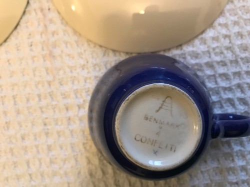 Konfetti - 4 Tassen, 6 Untertassen, 6 Beilagenteller - Royal Copenhagen Aluminia 50er Jahre - Bild 8 von 17