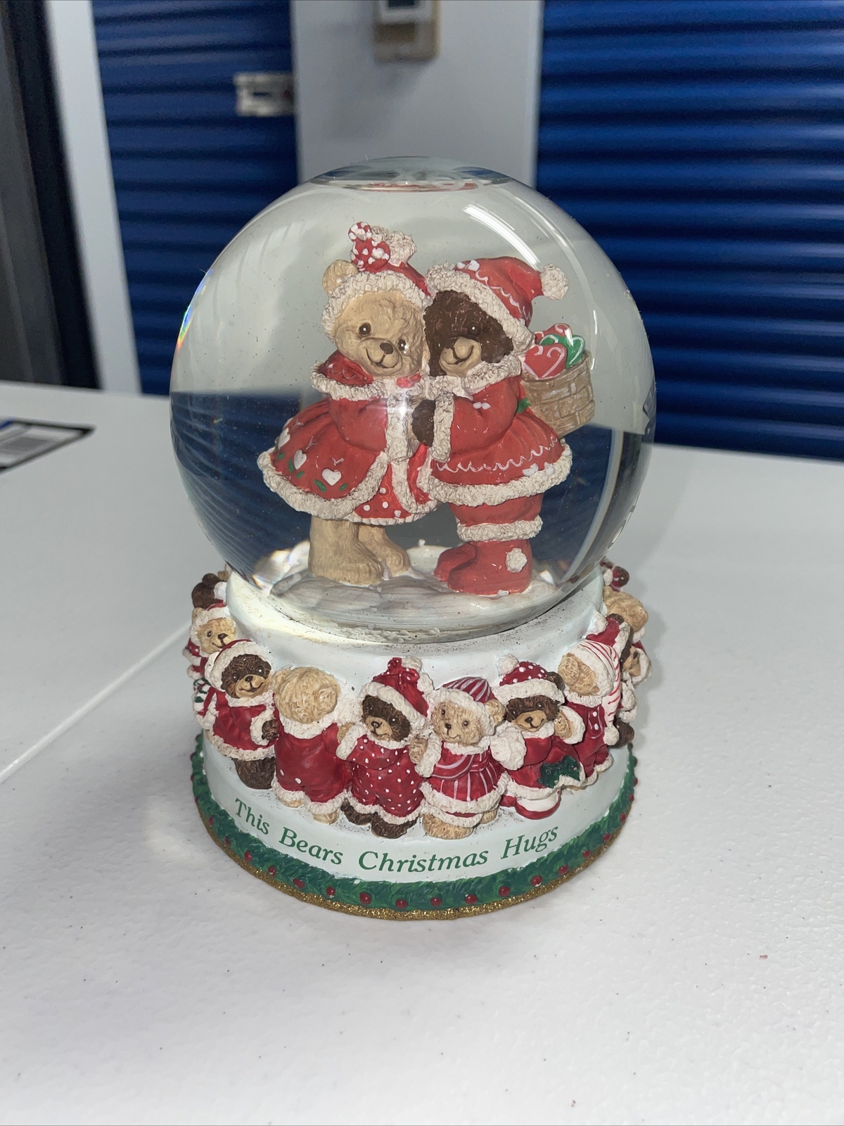 SF MUSIC BOX COMPANY SNOW GLOBE THIS BEARS XMAS HUGS eBay