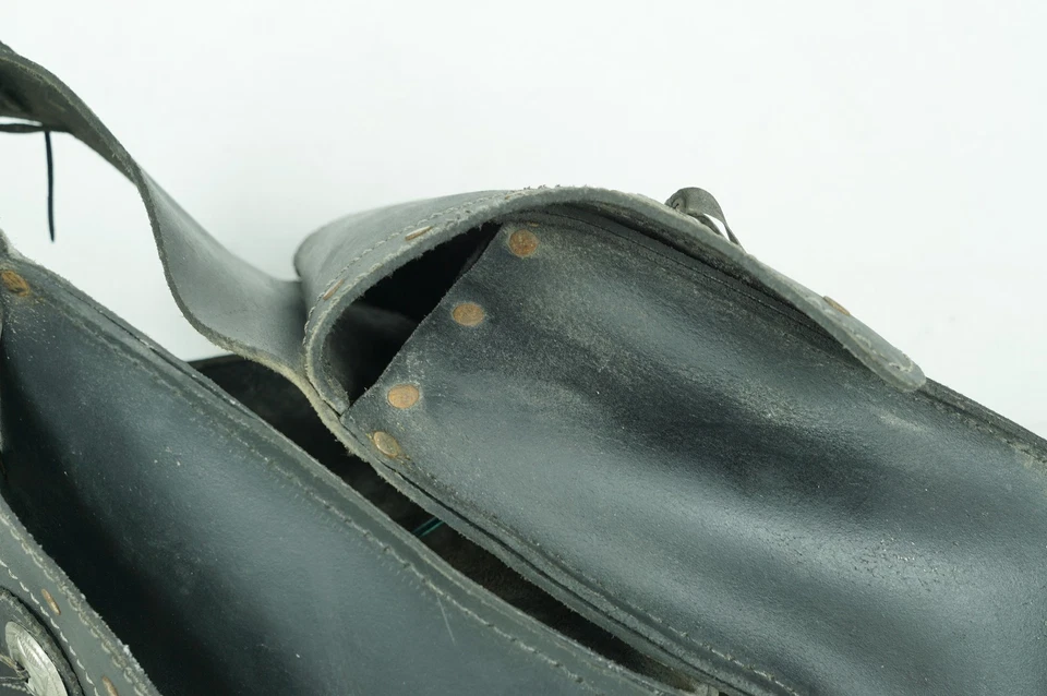 1998 Harley Sportster XL1200 C Rear Left Right Saddlebags Luggage Leather RUSTY - Image 4 of 4