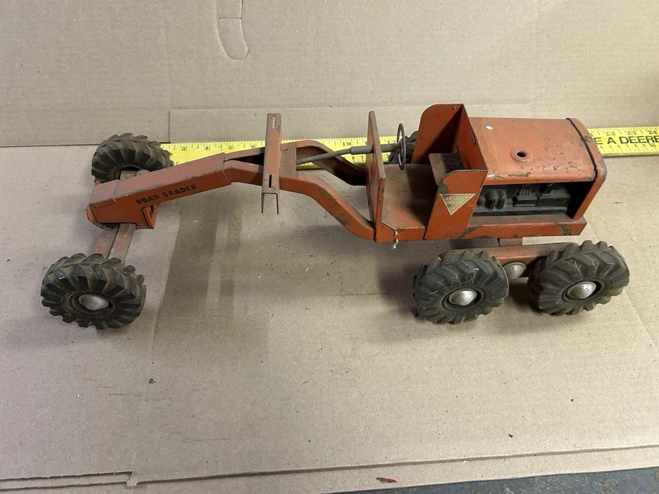 Ny-Lint 1950s/1960s Vintage Road Grader Pressed Steel Construction Toy, 19" - Image 2 of 4