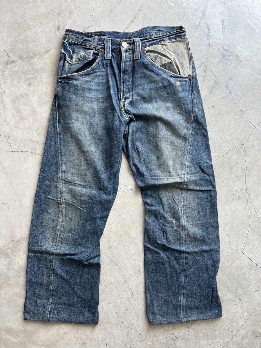 Vintage Levis Engineered Twisted Jeans Buckle Back Tag W32 Actual