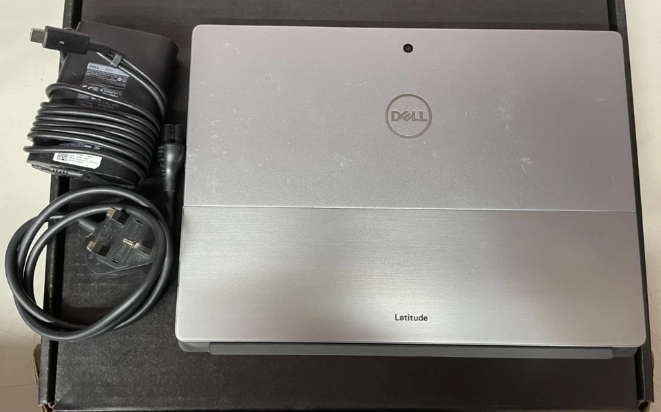 Dell Latitude 7320 · i5-1140G7 · 16GB · 256GB, photo 1 of 5