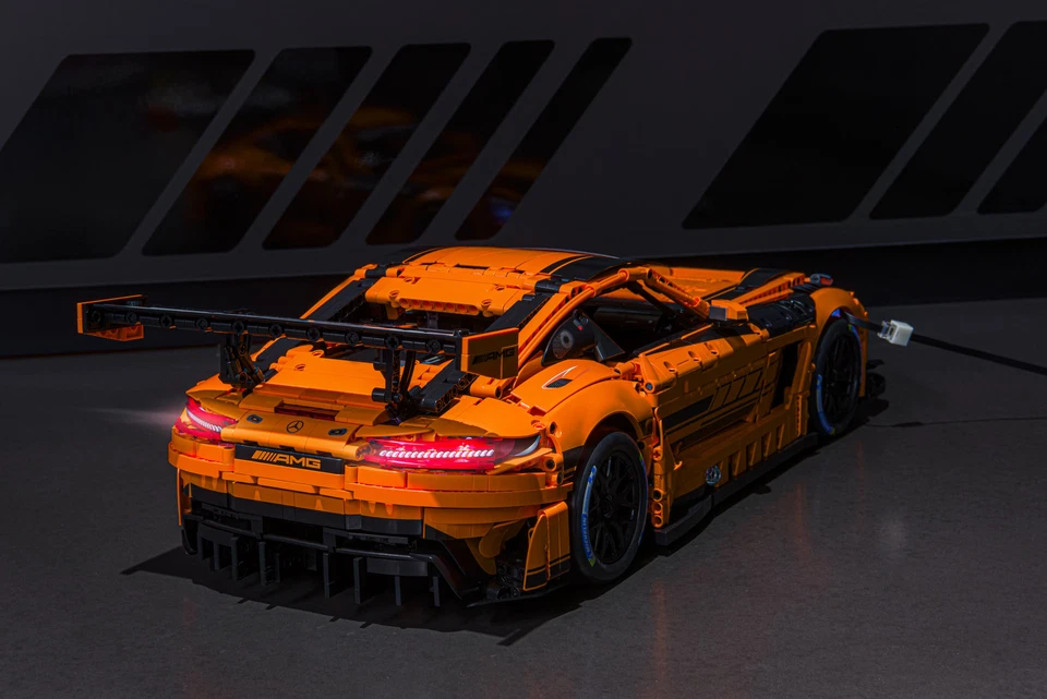 Original Mercedes-Benz Mercedes-AMG GT3 orange, CaDa, 1:8 - Bild 4 von 4