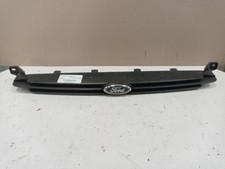 Calandre Ford ESCORT