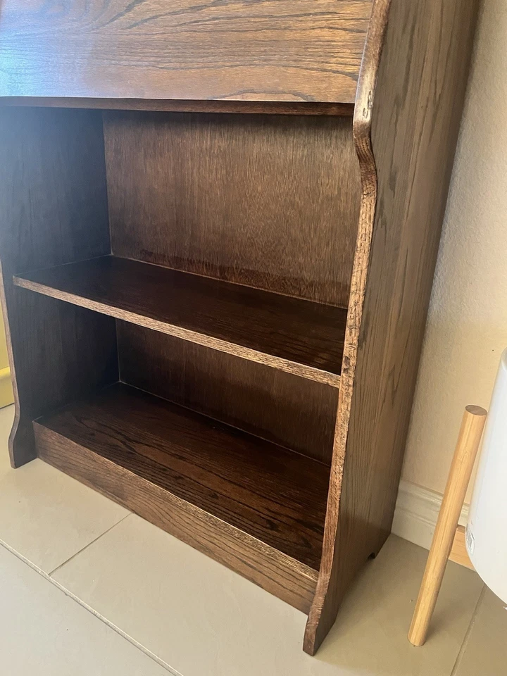 Antiguo escritorio de secretaria frontal con estantería de madera de roble victoriano Larkin Co. Foto 4 de 4