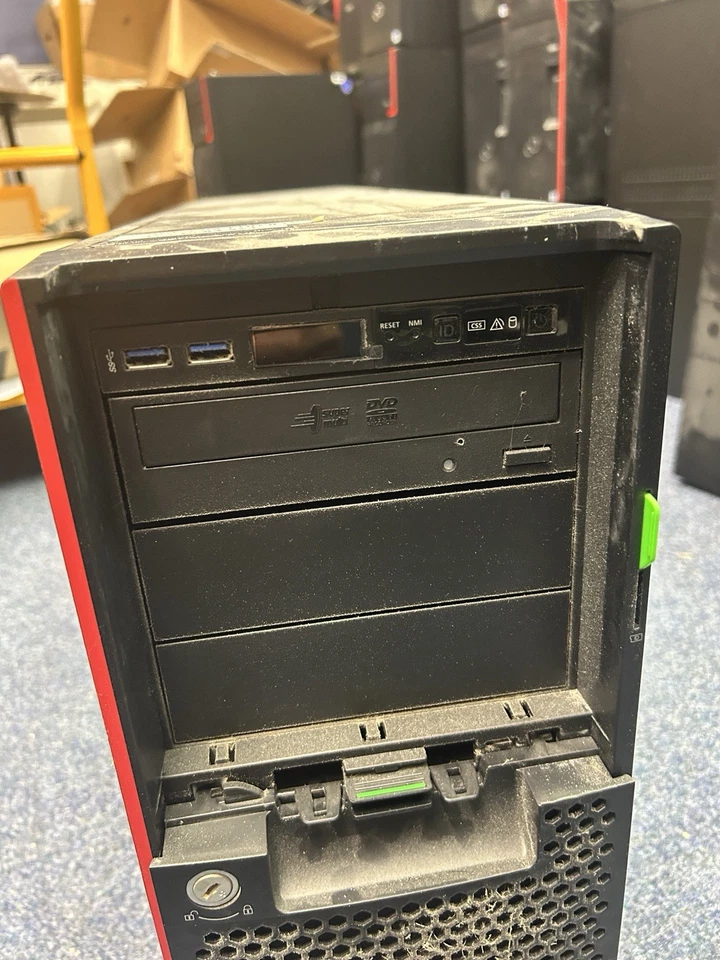 Server Fujitsu Primergy TX2550 M5 Intel Xeon Silver 41 2* SATA 2TB - Bild 2 von 4