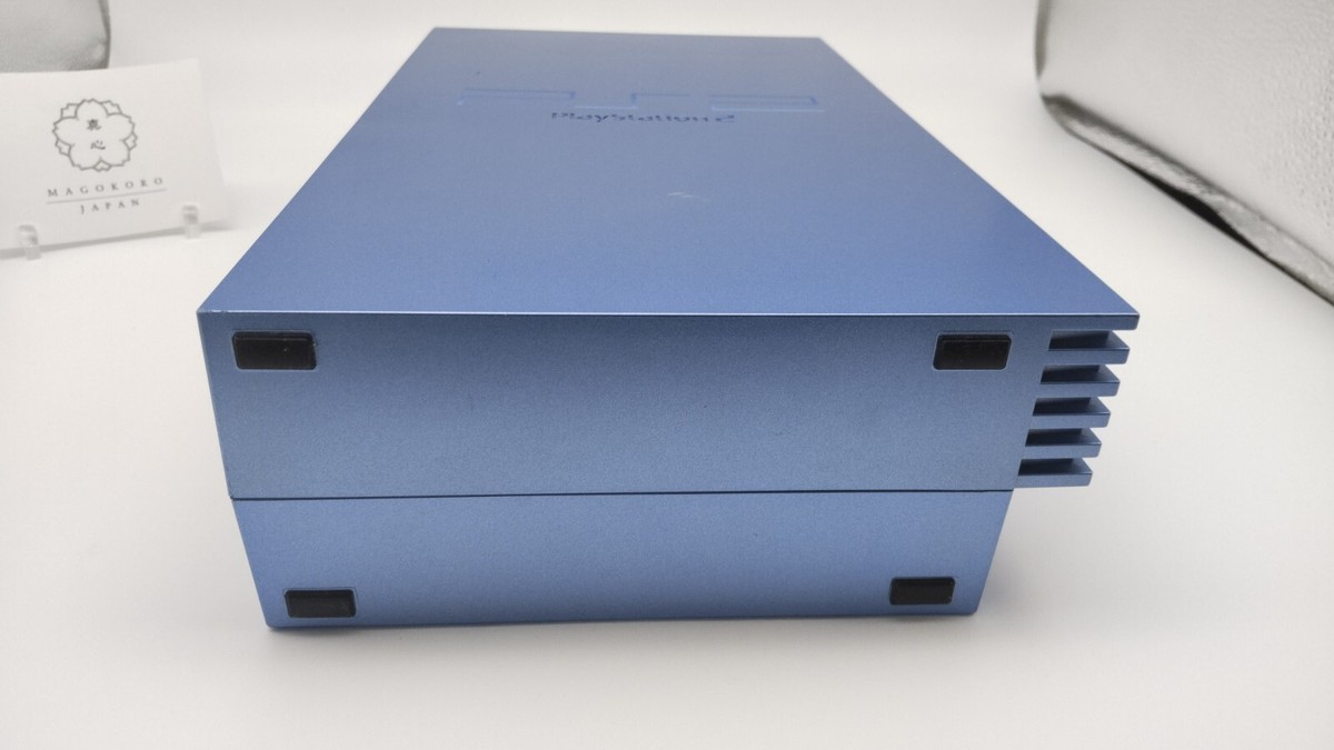 Console PlayStation 2 Blu Usata Console PlayStation 2 Fat Aqua Blue SCPH-39000 AQ - Usata, Regione Giappone (NTSC-J), Con Segni D'uso Console PS2 Con Graffi Funzionante Console PlayStation 2 Blu Usata Console PlayStation 2 Fat Aqua Blue SCPH-39000 AQ - Usata, Regione Giappone (NTSC-J), Con Segni D'uso Console PS2 Con Graffi Funzionante