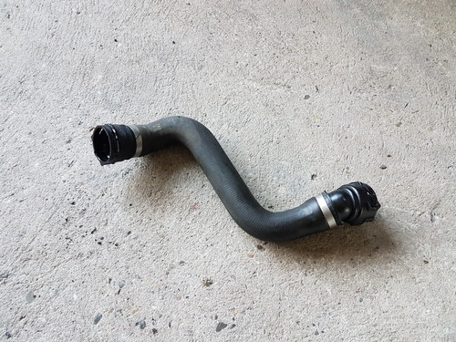 BMW 3er E90 E91 LCI N47N Schlauch Kühler unten-Thermostat 7797258