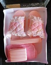 🥿Vintage Lady Jayne Companion Set-Slippers, Washcloth, Soap & Toothbrush Holder