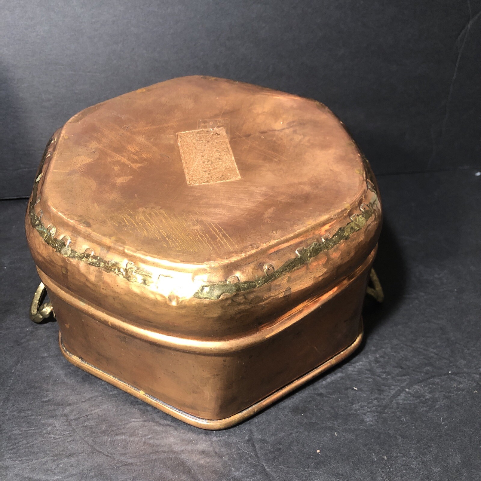 Vintage Solid Copper Planter/Pot with Handles 7”x4”.