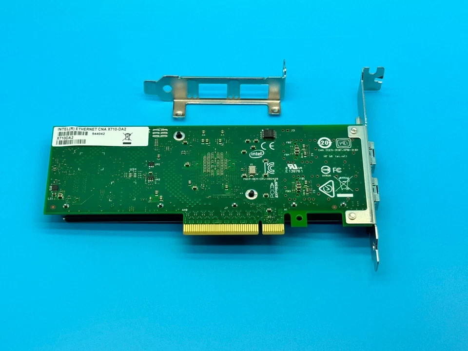Intel Ethernet Converged Network Adapter X710-DA2 - Image 4 of 4