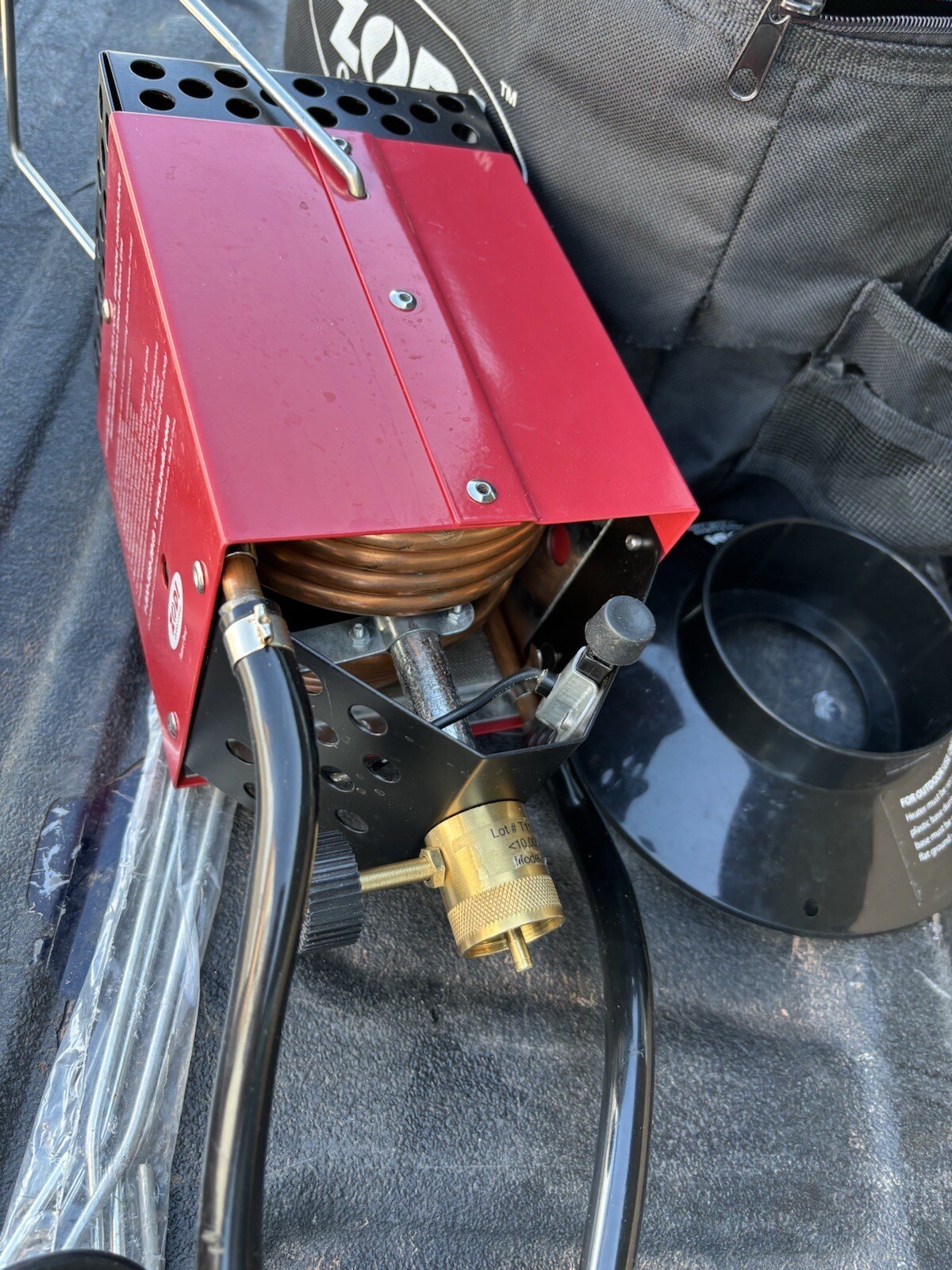 EXCELLENT ZODI OUTBACK GEAR INSTANT PROPANE HOT CAMP SHOWER Van Life eBay