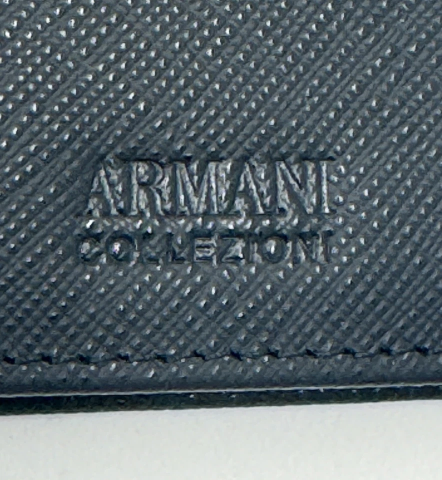 Armani Collezioni 黑色 Saffiano 皮革双折钱包正品 — 第 4/4 张图片