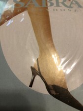 Womens Sabra White Pantyhose Size B 4  9-6  0  100-165 lbs Sheer Leg