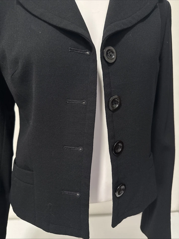 Blazer/chaqueta Bebe para mujer negra con muescas solapa botón delantero ajuste a medida talla 4 Foto 3 de 4