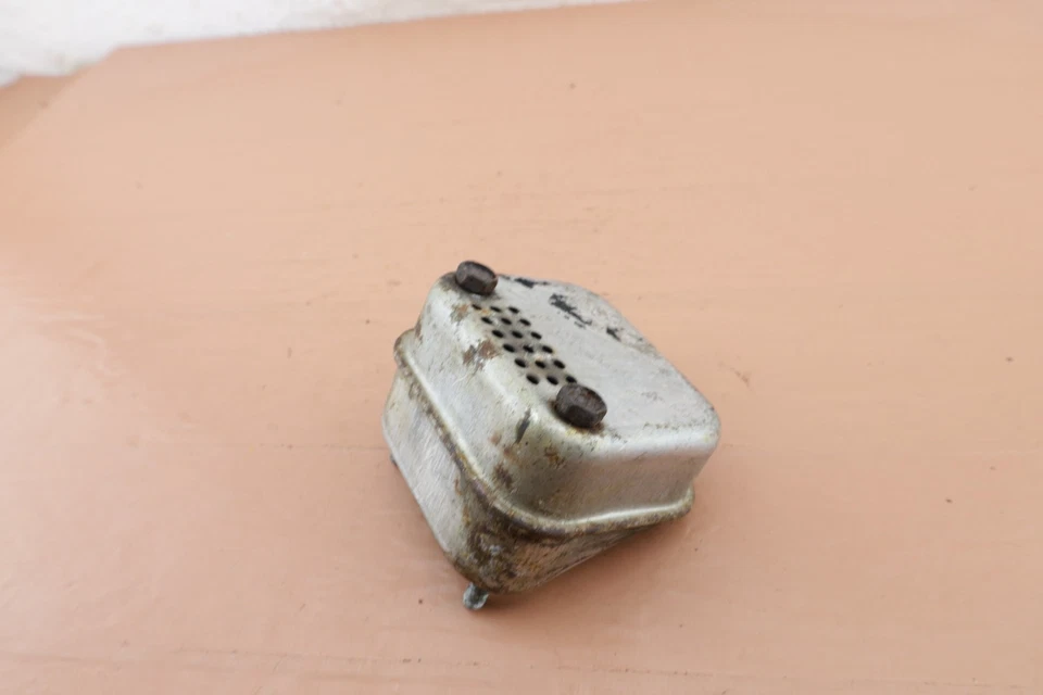 Tecumseh HSK600 1627T Lawn Mower OEM Muffler w/ Bolts - Image 4 of 4