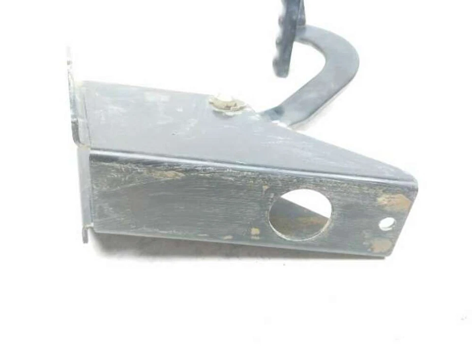 Soporte de montaje de pedal de freno Kawasaki Teryx KRT 800 F 19 Foto 3 de 4