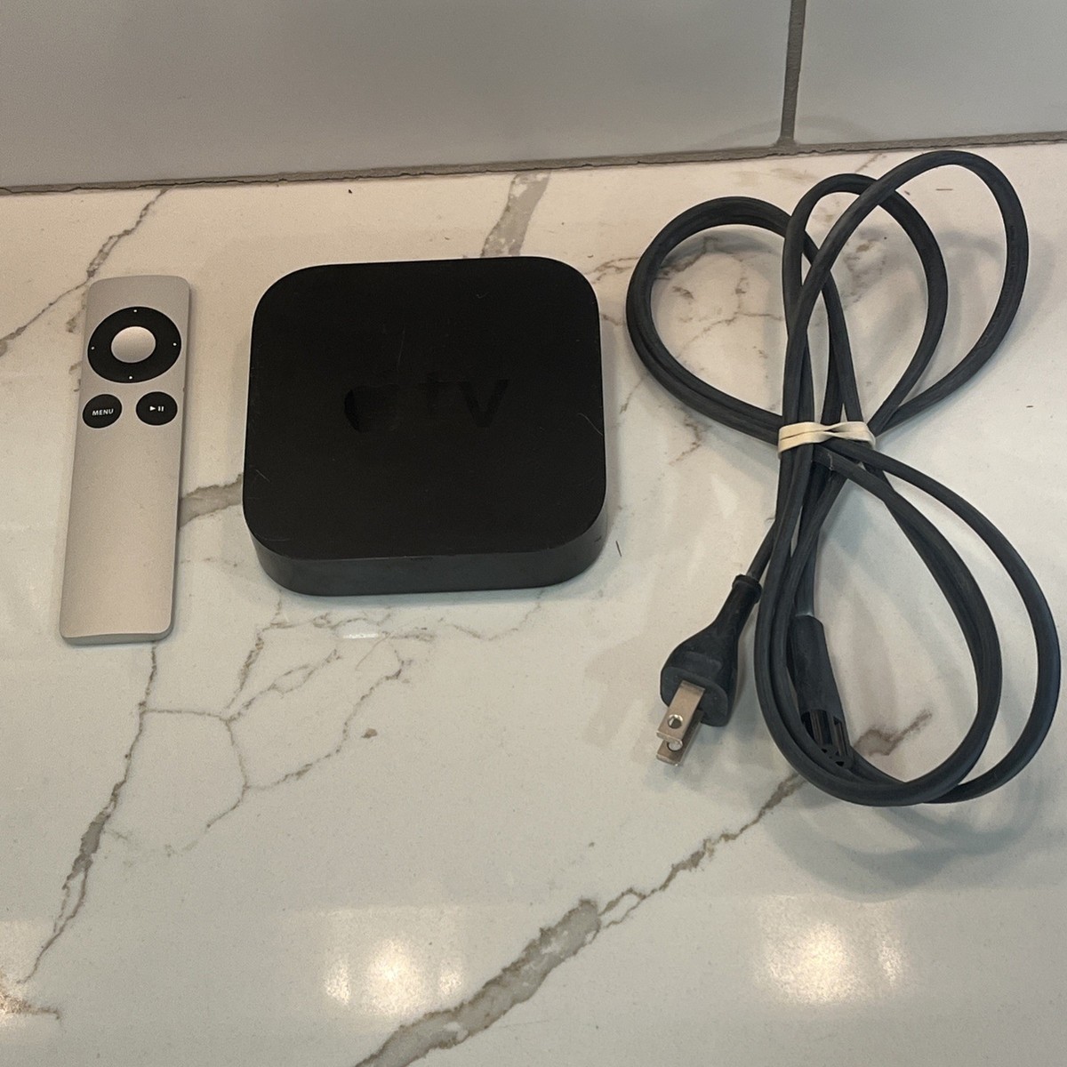 Apple TV 4K 64GB 第3世代 WI-FI A2737 Apple TV 4K with Wi-Fi® (3rd generation) 4K Ultra HD