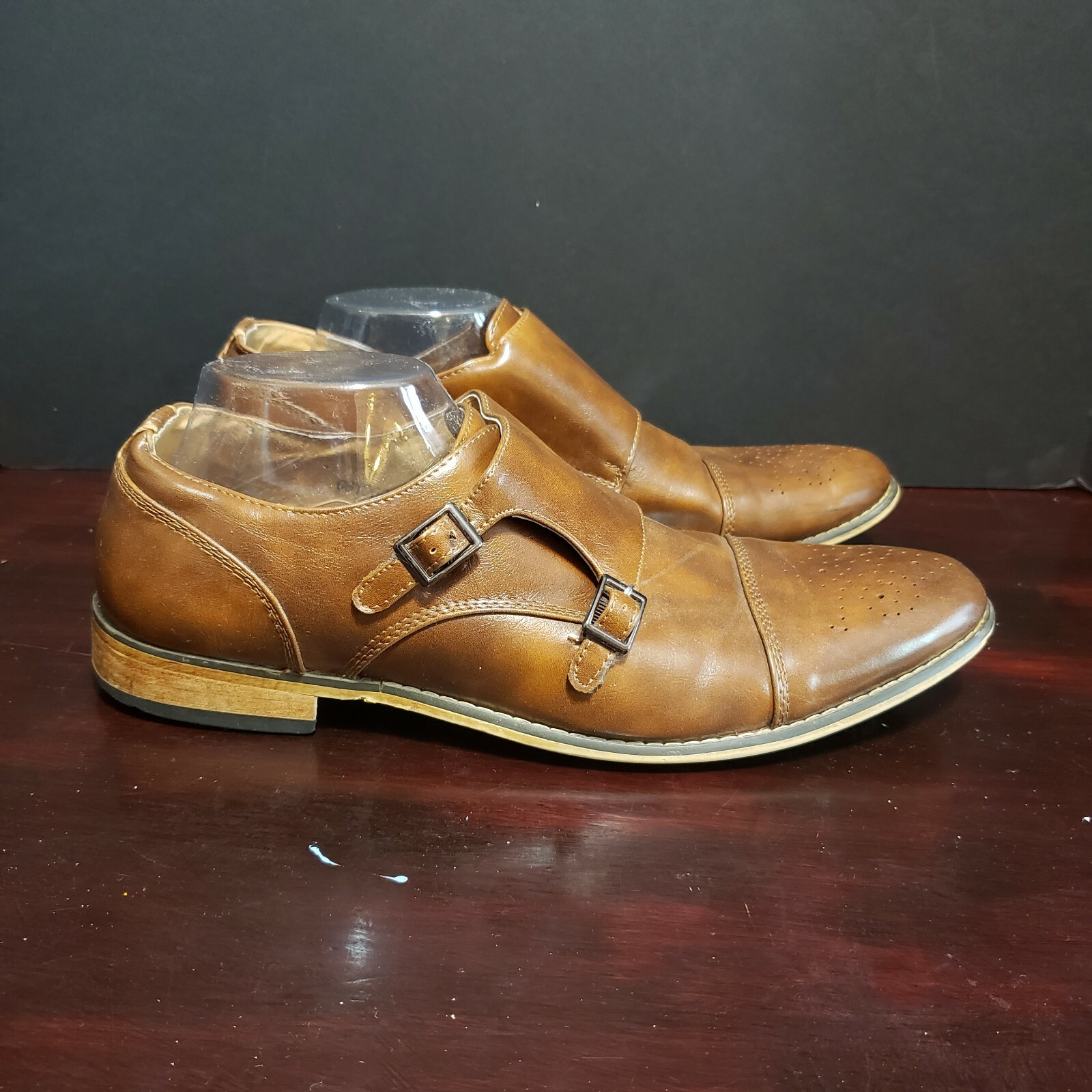 SAOLA Scarpe eleganti da uomo Joseph Abboud British Cognac Tan Monk Strap punta alare. Taglia 12 M