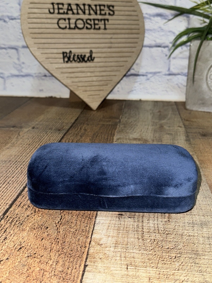 XL Brand New Gucci Sunglasses Case Clamshell Velvet Blue w/ Gucci Pouch & Cloth Gucci Sunglasses Eyeglasses Medium Set Blue Velvet Case  main image 3