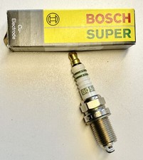 4x Bosch F8DC0R Zündkerze Super 0241229684 passt für NISSAN CHRYSLER HONDA DODGE