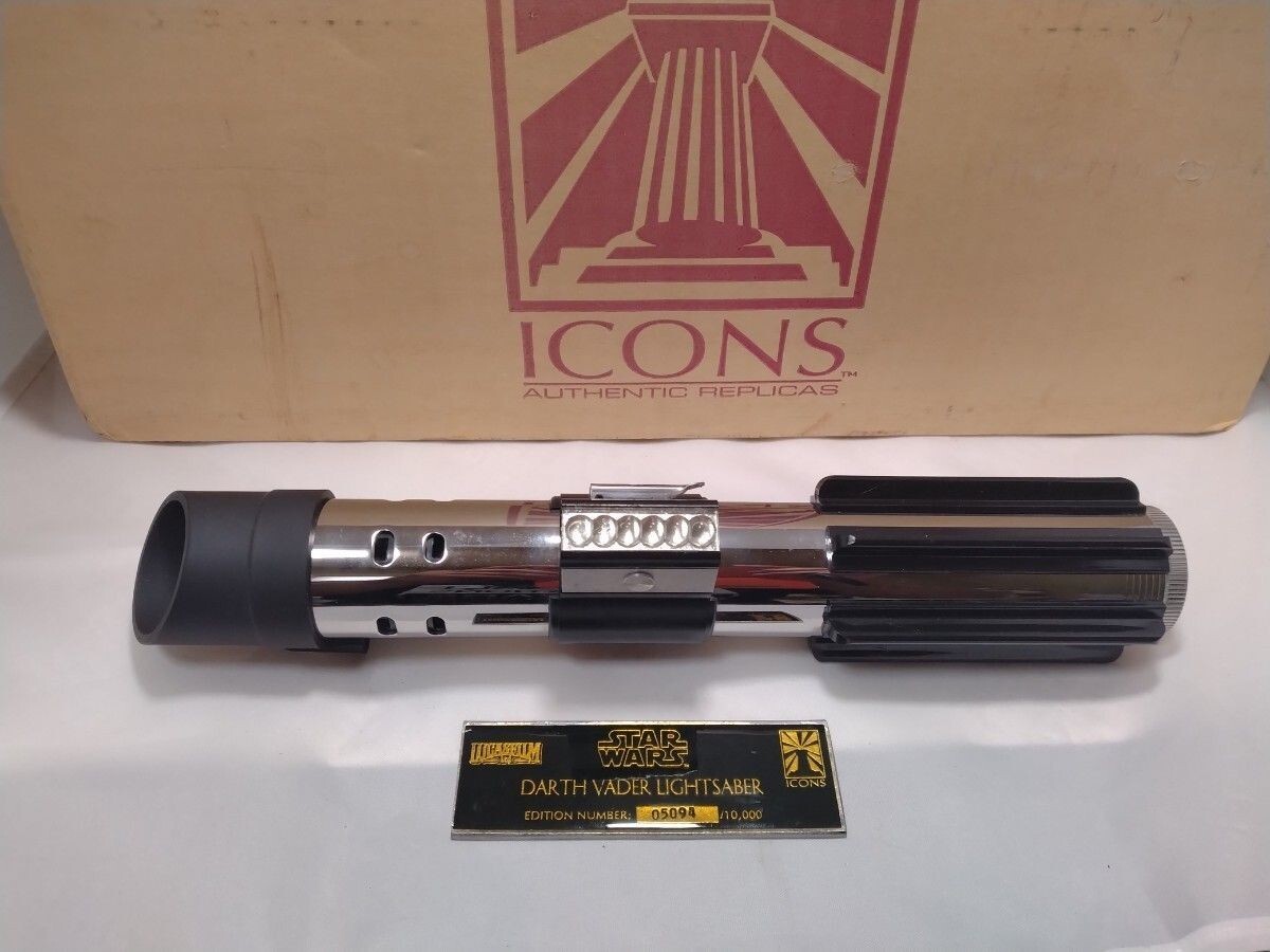 ICONS Star Wars Darth Vader Lightsaber Vintage 1/1 Scale Replica