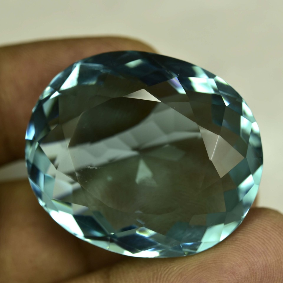 140.0 cts Super Deep Blue SANTAMARIA Aquamarine From Brazil. 100