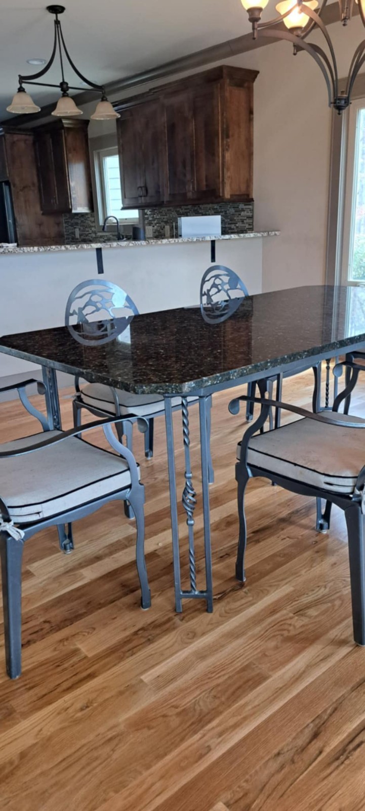 Custom Solid Granite Table With 6 Bear & Mountain Metal Chairs