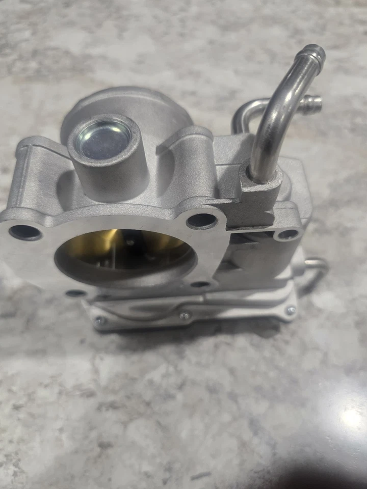 ZDTOPA22030-28060  Throttle Body Assy Toyota RAV4 Highlander Camry Scion TC - Image 2 of 3
