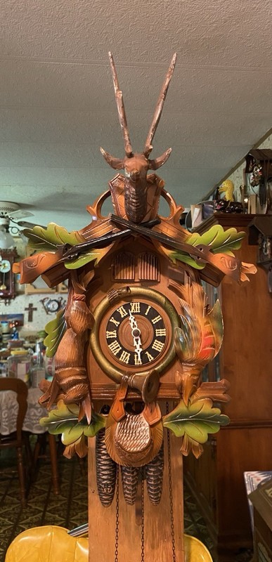 Vintage Rare Large Hunter’s Trophy Musical  Cuckoo  Clock      Germany