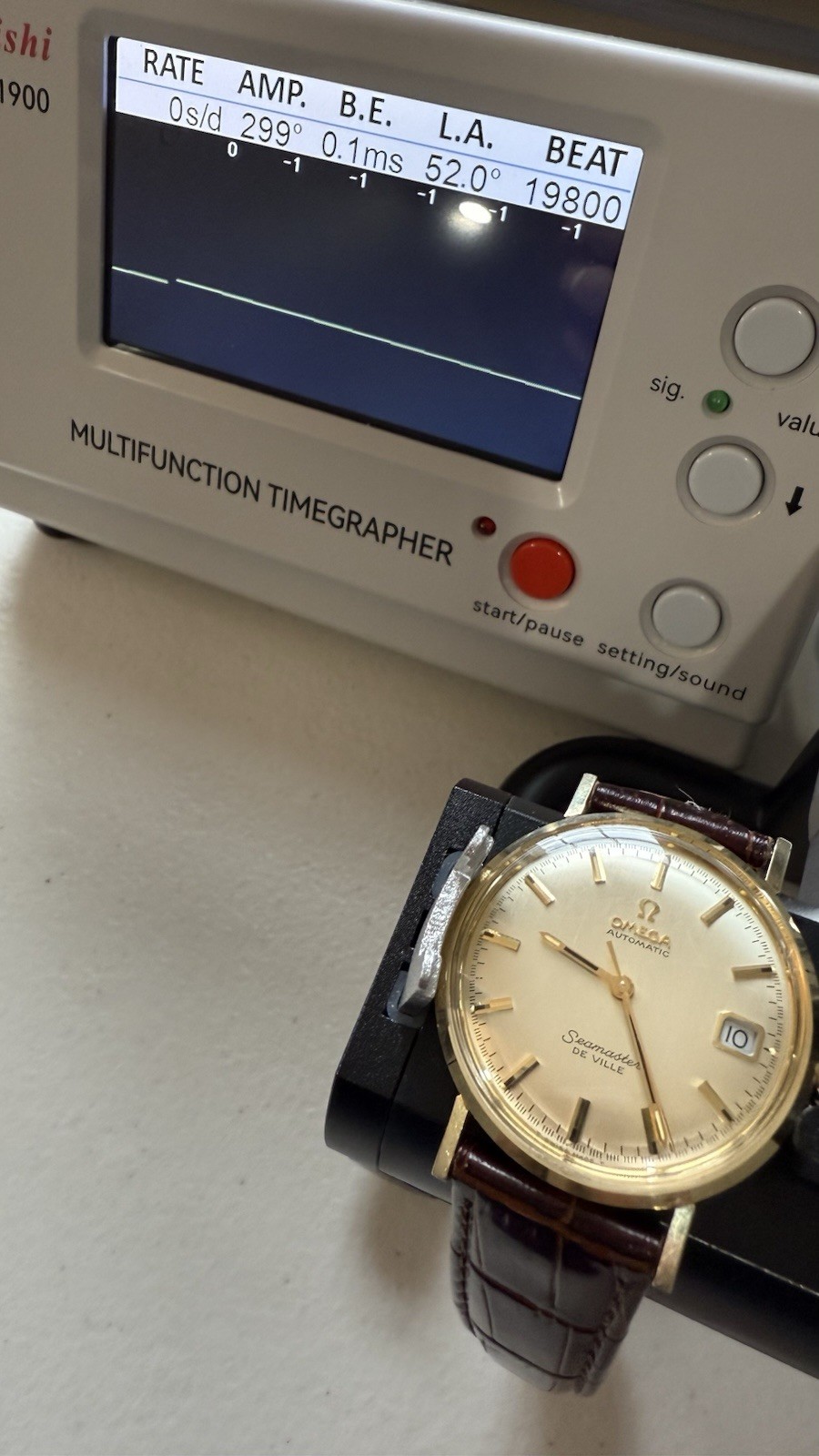 Omega Seamaster DeVille Automatic, solid 14k gold… - image 11