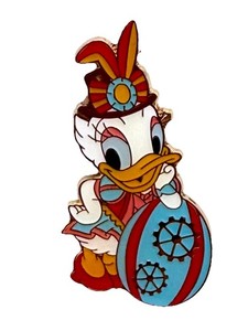 Disneyland Tokyo Japan Exclusive Easter Egg Game Prize Pin 2017 Daisy Duck
