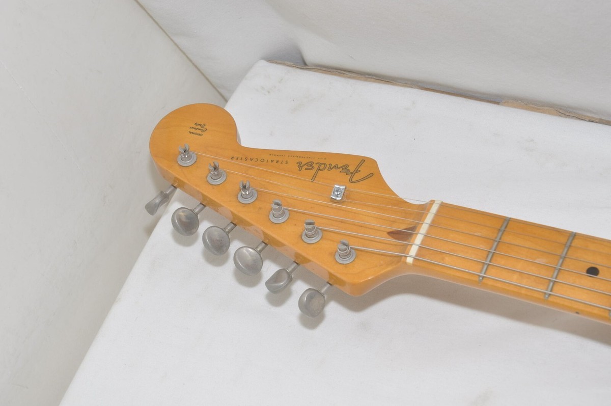 Fender Japan Stratocaster 1993-1994 Electric Guitar Ref No