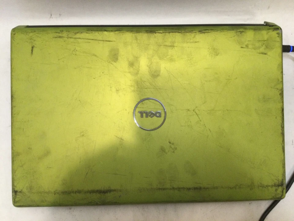 Dell Studio 1745 17.3" / Intel Core 2 Duo T6600 @ 2.20GHz / (MISSING PARTS!) MR - Image 3 of 4