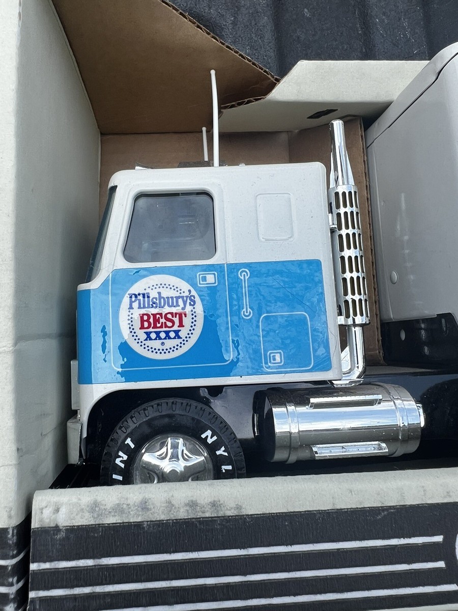 vintage NYLINT toy semi-truck 18 wheeler truck Pillsbury Best MIB