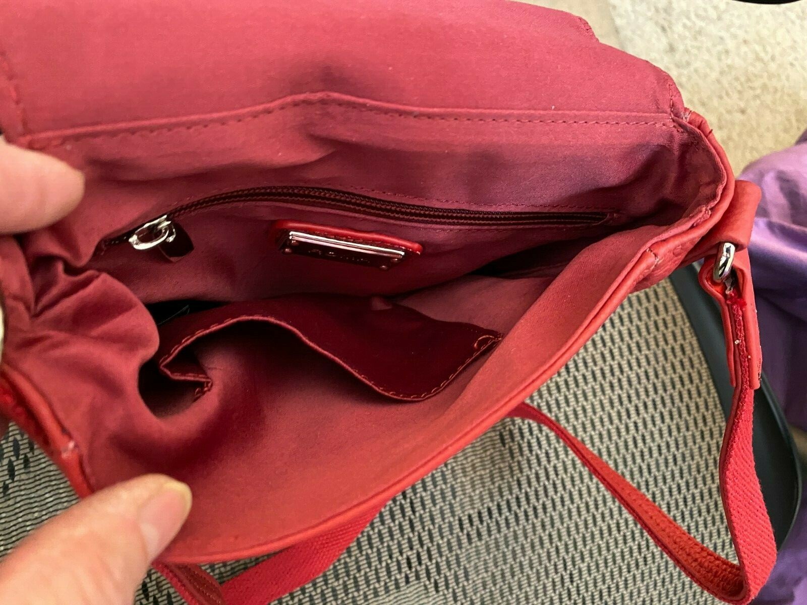 CLEARANCE $45  Roma Leathers CONCEALED CARRY LOCK & KEY COMPACT CROSSBODY - RED
