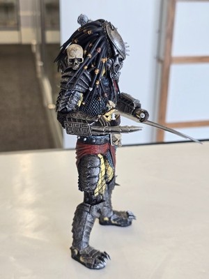 NECA 7'' CONCRETE JUNGLE PREDATOR Scarface Figure READ | eBay