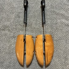 C.S. PIERCE CO. Adjustable Wood Shoe Tree Stretchers Keepers "4", 1 pair
