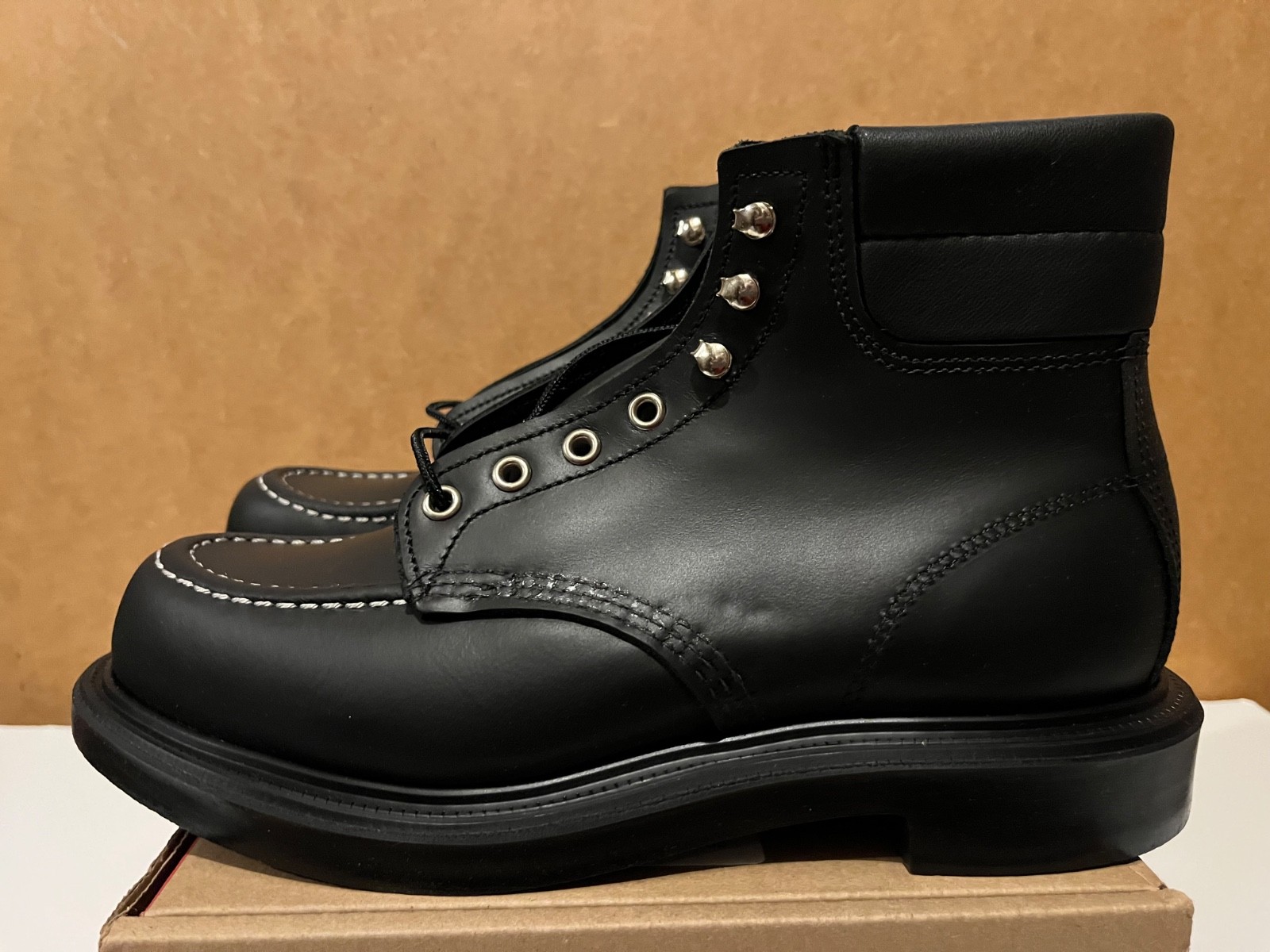 Red Wing Heritage 6" Classic Moc Toe Supersole Black Leather Boot 8 E 8133 USA image 2