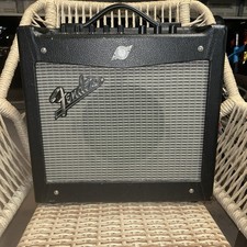 Fender Mustang I Black V.2 70W Electric Musical Instrument Guitar Amplifier
