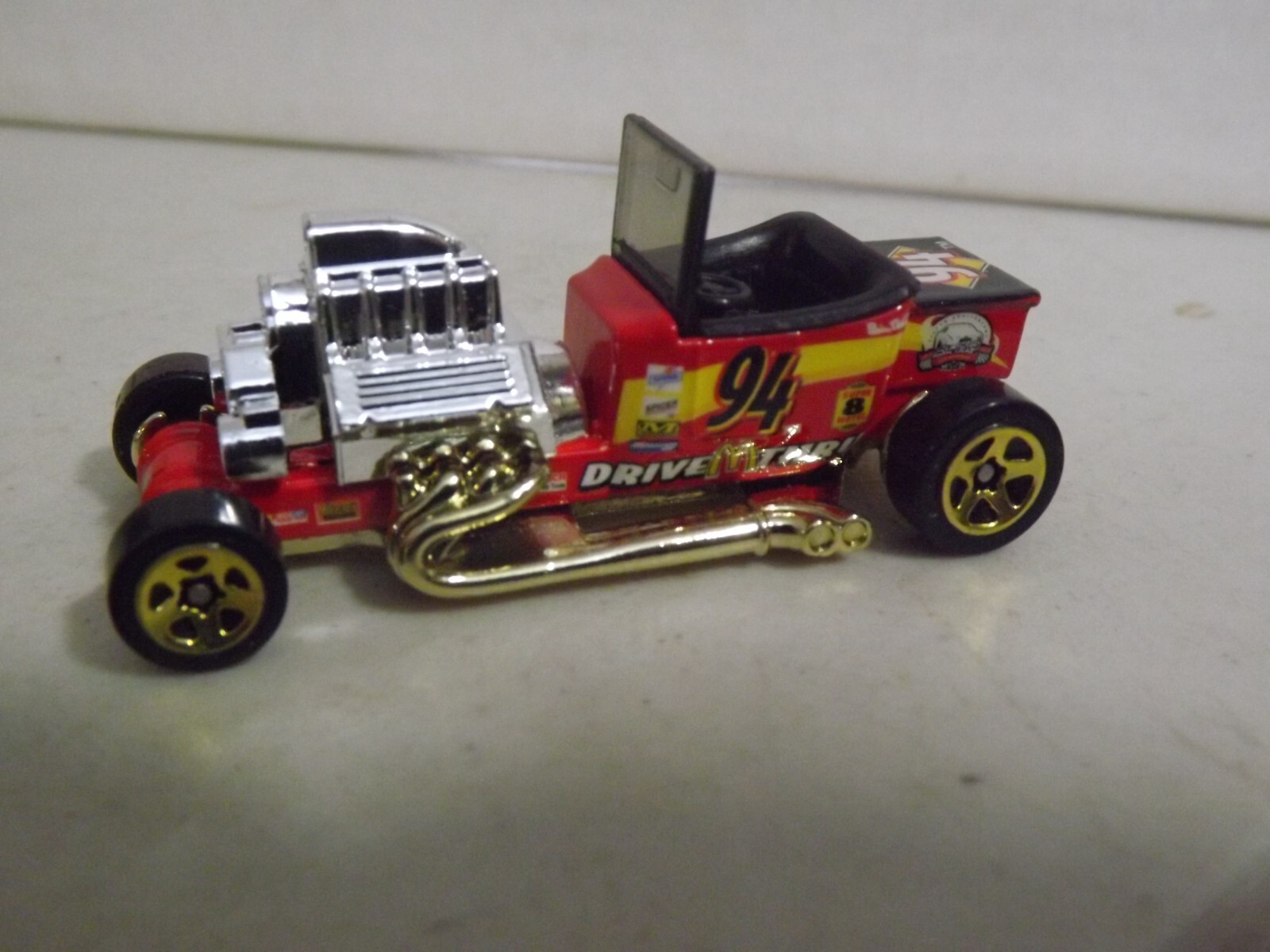 2000 Hotwheels Racing Red McDonald's Hot Rod Series 1/64 Scale