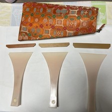 Set Of 3 Shamisen Drumsticks And A Japanese Pattern Bag To Hold The