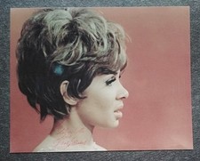 A422 Shirley Bassey Gro&szlig;foto original signiert