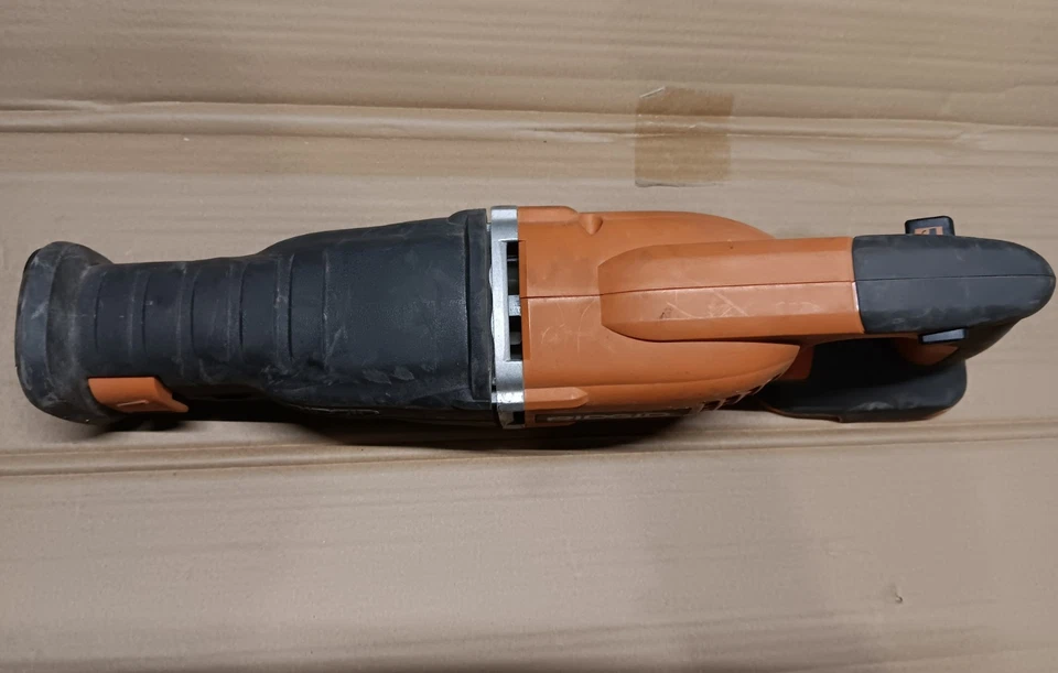 Ridgid R884 Reciprocating Saw 18V / 24V Dual Voltage Cordless Saw (Tool Only) - Image 3 of 4