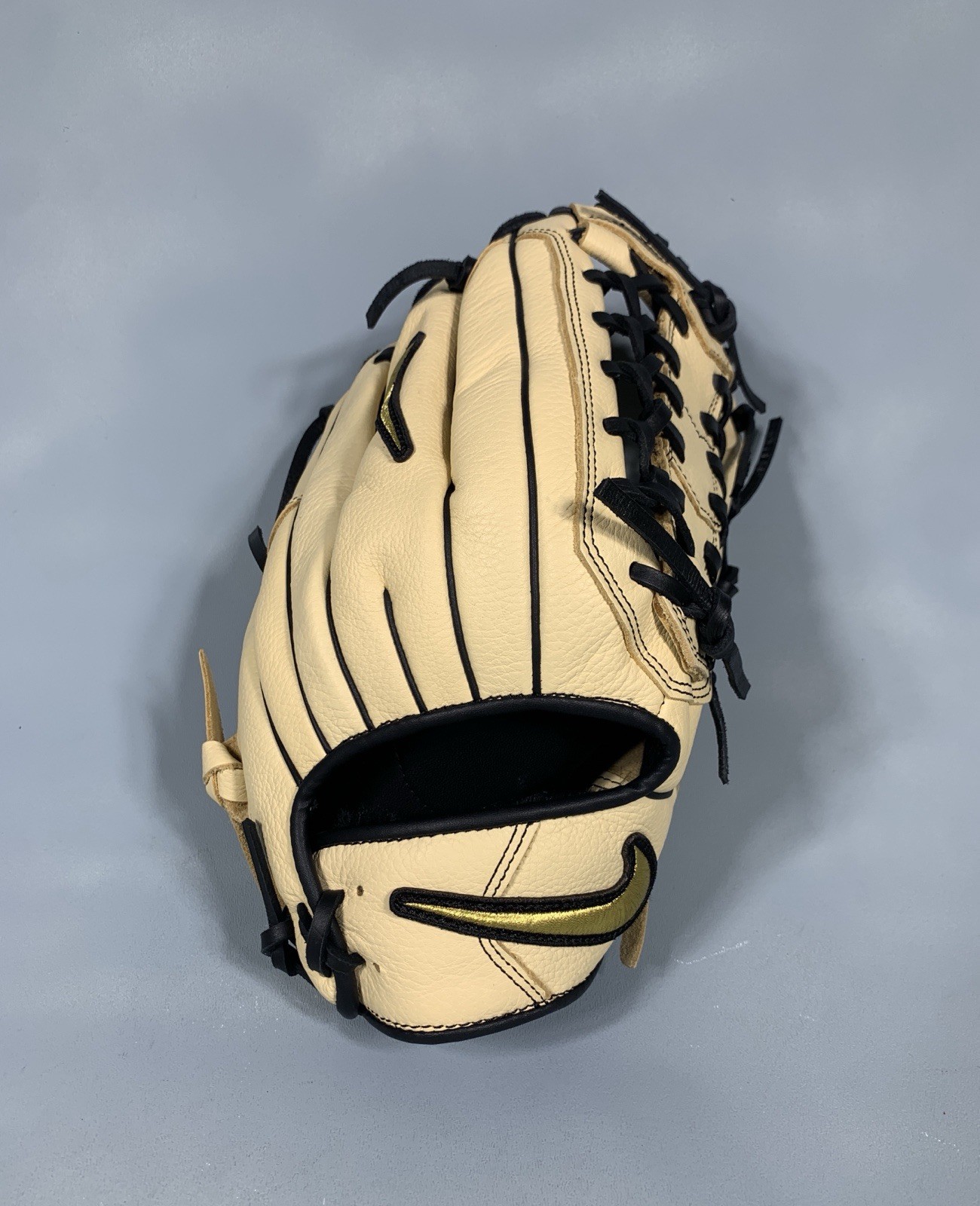 Nike Alpha Edge RHT 12” Fielding Glove Right Throw Mod Trap Web Baseball 