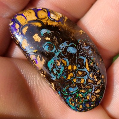 54.25 ct Koroit Boulder Opal. Brilliant flashes of color and patterns freeform