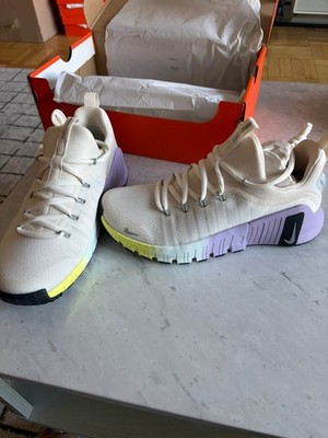Size 8.5 - Nike Free Metcon 6 SE W ''Phantom/Metallic Silver-Black''
