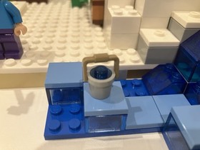 LEGO Minecraft: The Snow Hideout (21120) No box or manual