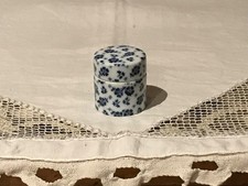 Petit pot cylindrique en porcelaine chinoise, blanc et bleu