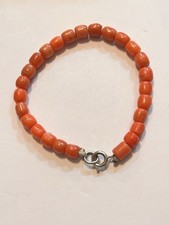 Bracciale vintage MCM anni '50 perle corallo arancione naturale, 7,5", chiusura anello a molla